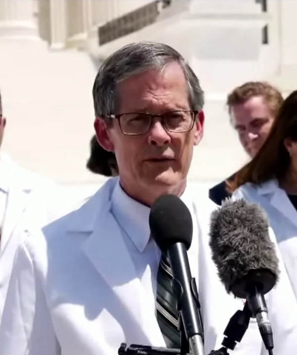 Dr. David Calderwood, MD